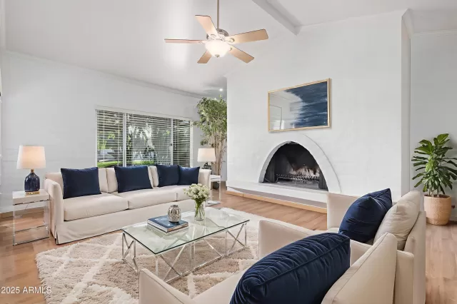 MLS: 6826046 Condo For Sale