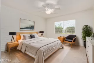 Photo #4: 6826046 Listing