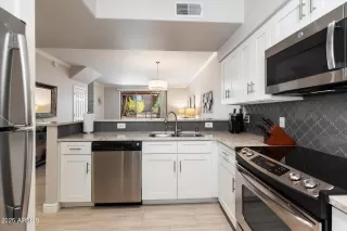 Photo #1: 6826133 Listing