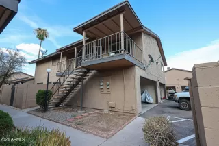 Photo #3: 6826156 Listing 