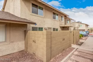 Photo #2: 6826468 Listing