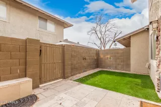 Photo #3: 6826468 Listing