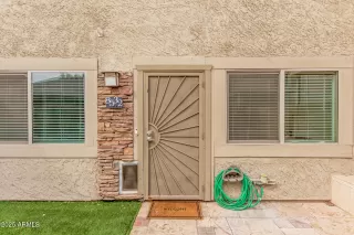 Photo #5: 6826468 Listing