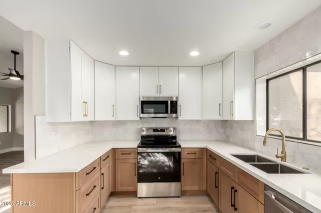 MLS: 6826507 Condo For Sale