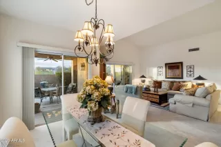 Photo #5: 6826520 Listing