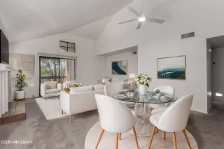 Photo #4: 6826655 Listing 