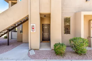 Photo #1: 6826701 Listing