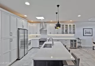 Photo #6: 6826791 Listing 