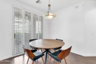 Photo #5: 6827142 Listing 