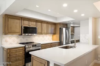 Photo #2: 6827620 Listing