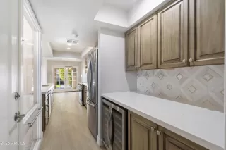 Photo #4: 6827620 Listing