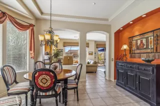 Photo #5: 6827776 Listing 