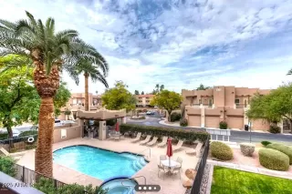 Photo #2: 6827879 Listing
