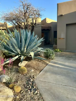 Photo #1: 6827884 Listing