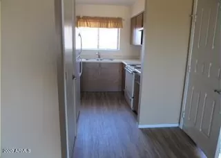 Photo #4: 6828198 Listing