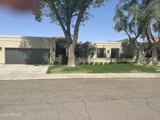 Click for more information on MLS # 6828305 : 7530 E BECKER LANE More Details about MLS # 6828305 : 7530 E BECKER LANE