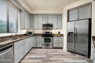 Photo #1: 6828444 Listing 