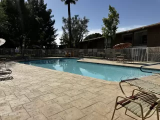 Photo #4: 6828520 Listing
