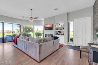 Photo #4: 6828523 Listing