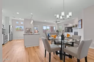 Photo #5: 6828662 Listing 