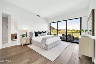 Photo #3: 6828931 Listing