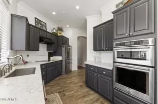 Photo #6: 6829131 Listing 