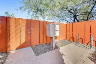 Photo #5: 6829143 Listing 