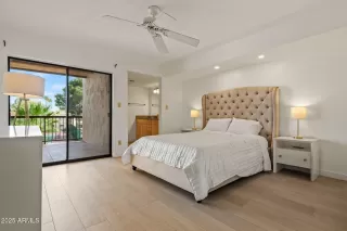 Photo #6: 6829547 Listing 