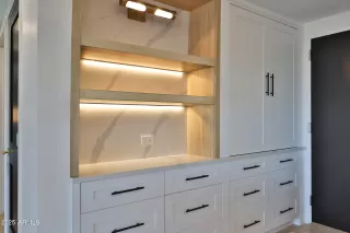 Photo #4: 6829736 Listing