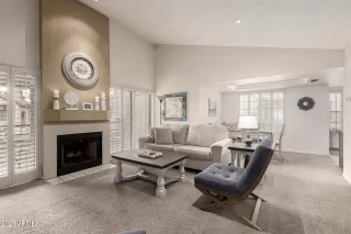 Photo #4: 6829887 Listing 