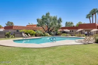 Photo #4: 6829939 Listing