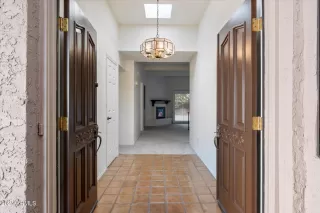 Photo #1: 6830030 Listing 