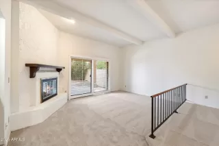 Photo #5: 6830030 Listing 