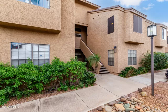 MLS: 6830042 Condo For Sale