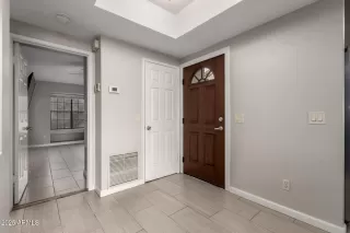 Photo #2: 6830042 Listing