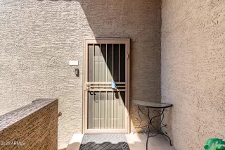 Photo #3: 6830092 Listing