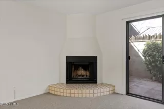 Photo #6: 6830146 Listing