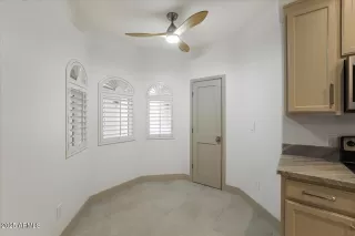 Photo #6: 6830175 Listing