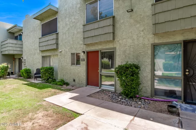 MLS: 6830420 Condo For Sale