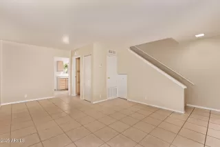 Photo #5: 6830420 Listing 