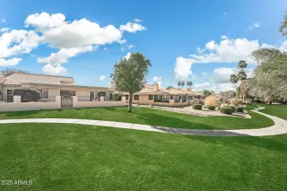 Photo #3: 6830861 Listing