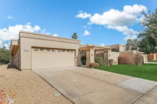 Photo #4: 6830861 Listing