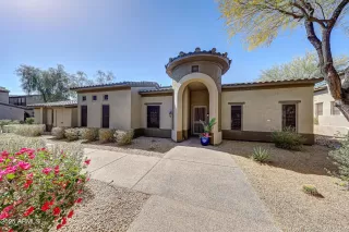 Photo #1: 6830989 Listing