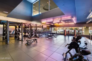 Photo #6: 6831079 Listing