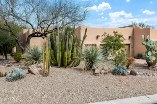 Photo #3: 6831512 Listing