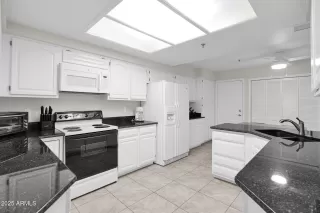 Photo #6: 6831829 Listing 