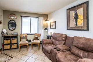 Photo #4: 6832294 Listing