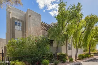 Photo #1: 6832372 Listing 