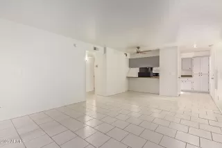 Photo #4: 6832372 Listing 