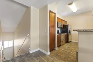 Photo #4: 6832686 Listing 